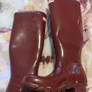Hunter Tall Glossy Rain Boots